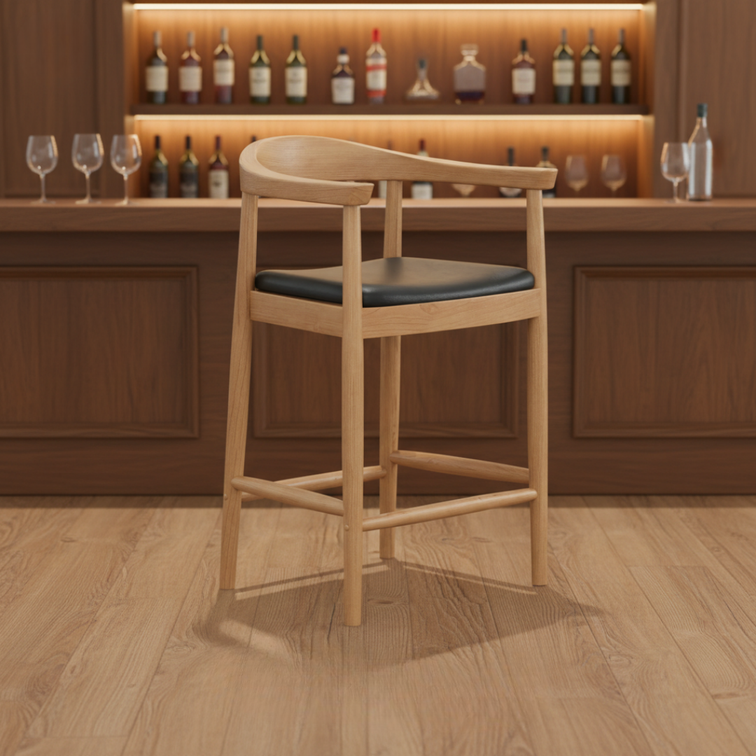 Rut – Nordic bar stool in birch with beige fabric upholstery